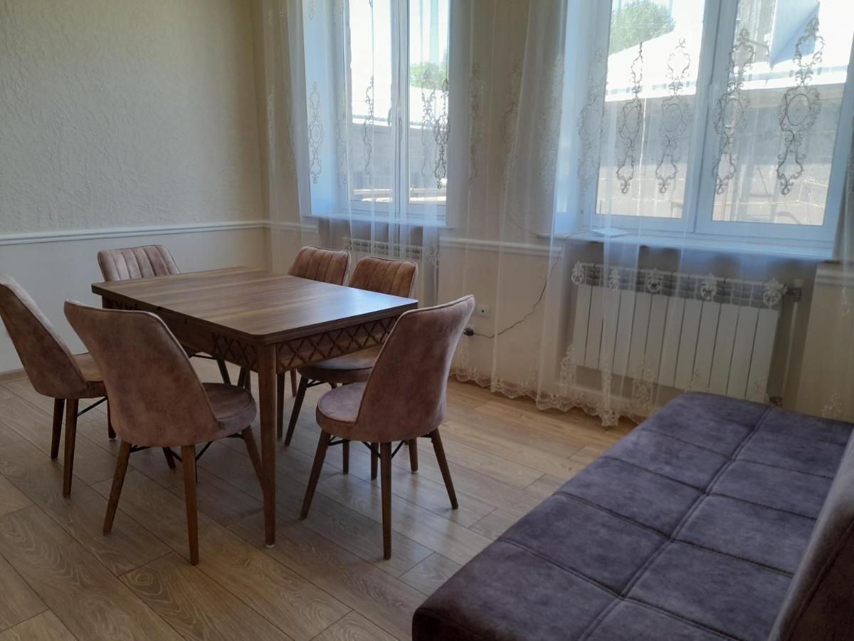Melkonyan'S Home Гюмри Экстерьер фото